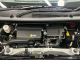 エンジンルームもクリーニング済みできれいですよ。日産の整備士がしっかりと丁寧に点検していますので安心してお乗りいただけます