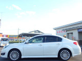 クルマを売るのも買うのもやっぱりLUCKY!
