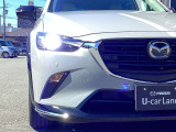 アダプティブLEDヘッドライト カメラや車速センサーと連動して、ハイ、ロー、ワイドローのLEDライトを常に最適な配光に自動制御する優れものです!