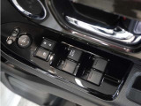 ◆パワーウィンドウスイッチ◆運転席から全席の窓の開閉操作を行うことが出来いつでも換気ができます!