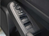 ◆パワーウィンドウスイッチ◆運転席から全席の窓の開閉操作を行うことが出来いつでも換気ができます!