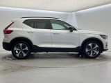 全国のVOLVOからお取り寄せが可能※!遠方の店舗に展示してあるクルマが気になる場合も、最寄りの店舗でご購入ただくことが可能です!是非私たちに要望をお聞かせください!※別途費用