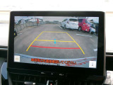 バックモニター付きですので、日常の駐車はもちろん、人や障害物などを映像で確認できるので安心です!(補助装置になりますので、目視でもご確認ください)