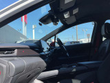 広々とした視界を体感できます。運転が楽しくなりますね。