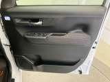 新車・中古車の販売だけでなく、メンテナンス(点検、車検、修理)、部品販売、レンタリース、JAF取扱い、損保(自動車保険) 各種保険代理店保険の加入などお車に関することに対応しております。