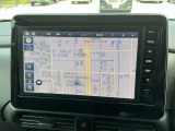 【日産純正の大画面ナビゲーション!】遠くへのお出かけする際の心強い味方です!自車位置の確認はもちろん、Bluetooth接続や機能も充実。大きな画面で各操作もしやすく安心です。