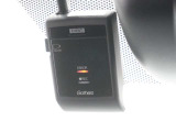 ◆ドライブレコーダー◆映像・音声などを記録する自動車用の装置です。 もしもの事故の際の記録はもちろん、旅行の際の思い出としてドライブの映像を楽しむことができます。