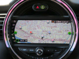 ◆iDriveを装備。操作系統をディスプレイから独立させることで、人間工学に基づいた最適な運転環境を実現しております。◆