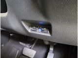 ETC車載器付き☆ セットアップ作業もご依頼いただければご納車までに行います!納車当日から有料道路をご利用いただけます♪