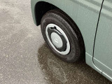 ☆お車についた傷やヘコミ、事故の修理もハヤシにお任せください。自社鈑金工場で修理ができますの安心です☆