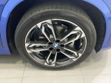 アウトバーンの走行を見据えたBMWの足回りは高い走行性能にこだわりが御座います。