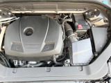 ご納車前に、店舗に併設された整備工場にて点検整備を行います。ボルボ車を熟知したテクニシャンが、ディーラーならではの安心感をご提供致します。