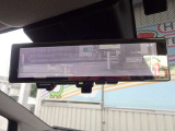 スマートルームミラー画像になります。リアシートに人が乗ってる時やトランクに荷物がたくさん積んでルームミラーが使えないときに便利なオプションです!