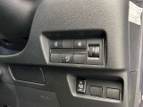 乗り降り便利なパワースライドドア付き!