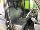 運転席シート廻りは使用感も少なく、良好な状態となっています。丁寧に使われていたことがよくわかりますね。