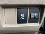 VSA(横滑り抑制とタイヤ空転抑制、ABSを統合した挙動安定化システム)装備です!車の急激な動きの変化を抑え、滑りやすい道でも安心して運転できます!