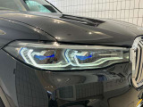 LEDヘッドライト。夜間や悪天候時も優れた視認性を発揮し安全、快適性を高めます。お車詳細や展示状況はフリーダイヤル(0078-6002-498412)またはBPS城東鶴見06-6933-6600迄お気軽にお問合せ下さいませ!