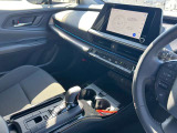 在庫車両に関してはお客様により良いものをご提供する為に品質に拘って仕入れを行っております。各お車の状態はそれぞれですのでご商談時に当店スタッフがご説明させて頂きますのでご安心くださいませ。