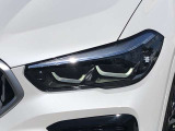 LEDのパワフルな白色光は太陽光の特性に近く、優れた視認性を発揮します。
