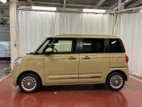 【スマートアシスト搭載車】 衝突回避支援ブレーキ機能(対車両・歩行者)、衝突警報機能(対車両・対歩行者)、誤発信抑制制御機能などの機能で安全な運転をサポートします