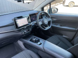 広々とした視界を体感できます。運転が楽しくなりますね。