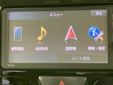携帯電話やオーディオ、目的地、情報設定などの項目が一覧で表示されます。必要なメニューを画面上で確認しやすく、目的に合わせた機能選択をスムーズにサポートします。