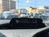 安全装備もバッチリ!各種安全装備設定は、センターディスプレイで設定を変更することも可能です。