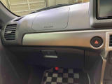 納車前にはプロのメカニックが、各部の点検を行います。ディーラーにしか出来ない品質、そしてサービスできっと満足していただけると思います!