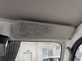 まぶしいい日差しをカバー、安心して運転できます