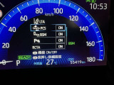 隣車線を走る車両をレーダーで検知し、ドアミラーでは確認しにくい後側方エリアに存在する車両に加え、急接近してくる車両も検知します。車両を検知するとドアミラーに搭載されたLEDインジケーターが点灯します。