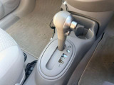 気になるお車がありましたら右の電話番号から直接お店にお問い合わせください。支払方法から車両情報、状態までなんでもご説明させて頂きます。スタッフ一同ご連絡お待ちしております。
