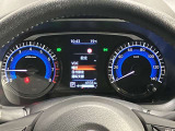 【メーター】メーター内のカラーディスプレイには運転をサポートするさまざまな情報を表示!
