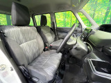運転席シート廻りは使用感も少なく、良好な状態となっています。前オーナー様が丁寧に使っていたことがよくわかりますね。