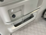 ラゲッジ助手席型にはパワーアウトレットと収納ブックスがあります