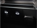 【USB接続】USB接続も可能です。スマートフォンと連動して音楽も再生可能です。