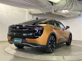「中古車ハイブリッド保証」ハイブリッド機構を無償で保証します。保証期間は、初度登録年月から10年、またはロングラン保証が終了後3年間。ただし累計走行距離が20万km以内です。