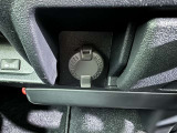 シガーソケット用の充電器が使用可能です!
