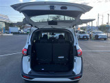 荷室スペースも綺麗になっています。