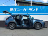 走りにこだわりながら、収納力も持ち合わせた快速ステーションワゴン!