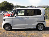 ご納車前には納車点検整備を実施いたします。指定交換部品(エンジンオイル、オイルエレメント、ワイパーゴム等)新品交換致します。その他必要交換部品は点検時交換致します。