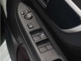 ◆パワーウィンドウスイッチ◆運転席から全席の窓の開閉操作を行うことが出来いつでも換気ができます!
