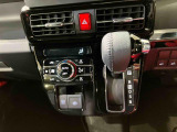 納車前にはプロのメカニックが、各部の点検を行います。ディーラーにしか出来ない品質、そしてサービスできっと満足していただけると思います!