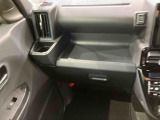 納車前にはプロのメカニックが、各部の点検を行います。ディーラーにしか出来ない品質、そしてサービスできっと満足していただけると思います!