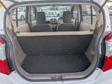 「買った後の車検や修理、どこに頼もう?」という悩みを一発解決!国が認めた自社指定工場があるから、購入後のメンテナンスまでワンストップで頼めます。車に詳しくない方でも安心して相談できるお店です。