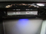 USB「タイプC」のポートが2つ付いております!携帯電話の充電などいざというときにあると便利な装備です♪