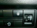 運転支援システムのスイッチになります。