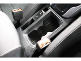 この度は数ある中から弊社認定中古車をご覧いただき誠にありがとうございます。スペースの都合上、店舗で展示していない場合がございますの事前にお問い合わせくださいませ。
