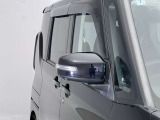 【ウインカー付ドアミラー】視認性が上がり、車・バイク事故防止にもつながります。