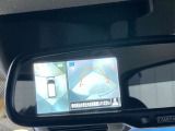 【アラウンドビューモニター】車を上から見下ろしているかのような映像で周囲の状況がひと目で確認、狭い駐車場に駐車するときも安心です♪