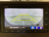 リアカメラ付で、後方をナビ画面で確認。車庫入れも安心です。もちろん、バックギアと連動しています。